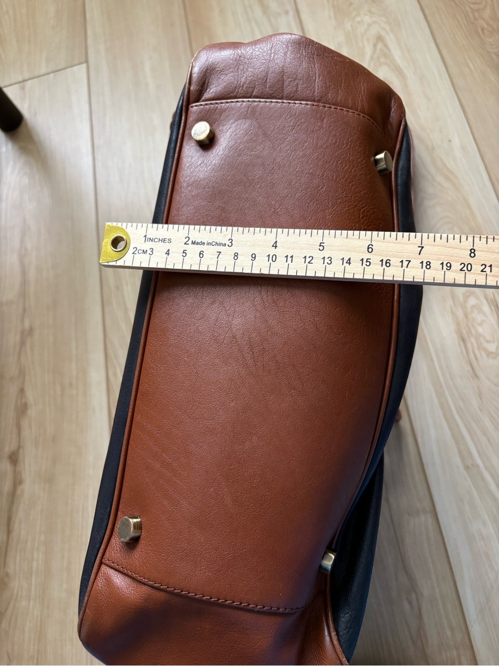 Worth New York 90s Look Hobo Slouchy Black and Brown Leather Shoulder Bag - Picture 8 of 11